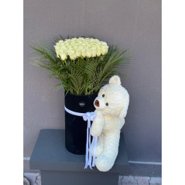 ÖZEL KUTUDA BEYAZ GÜL